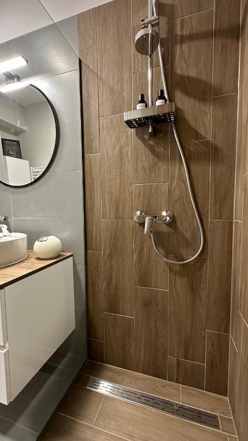 Linden Apartman 002 - Adults Only Mosonmagyaróvár Εξωτερικό φωτογραφία