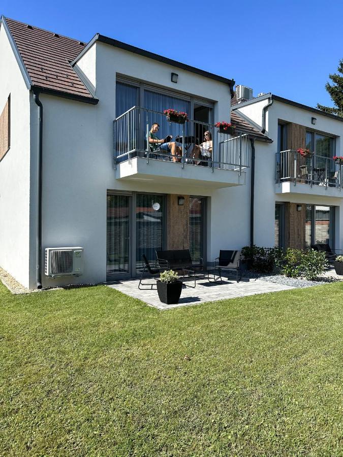 Linden Apartman 002 - Adults Only Mosonmagyaróvár Εξωτερικό φωτογραφία