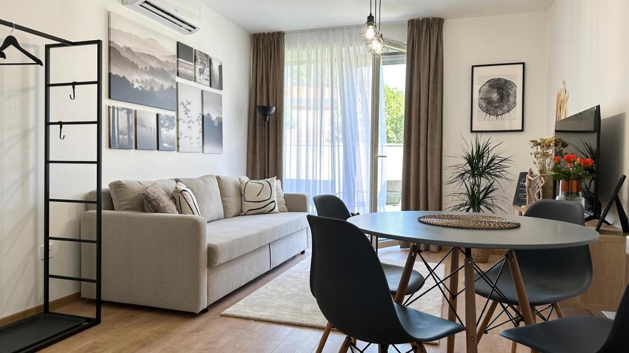 Linden Apartman 002 - Adults Only Mosonmagyaróvár Εξωτερικό φωτογραφία
